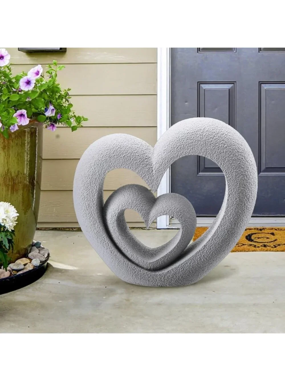 Heart-Shaped Garden Sculpture - Resin Outdoor Statue for Lawn, Patio & Memorial